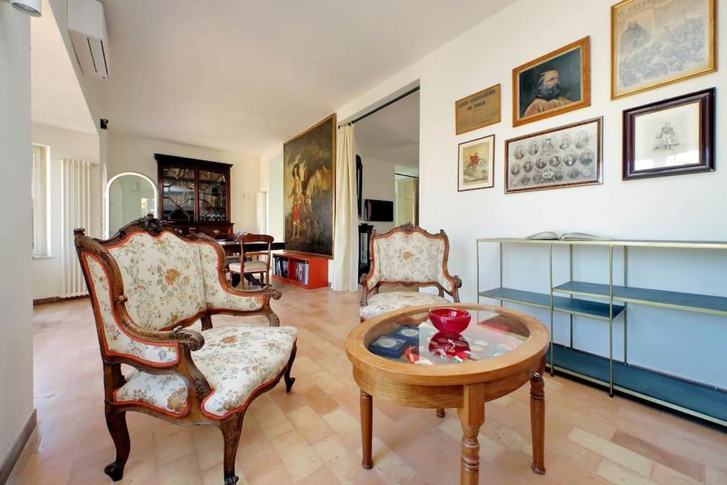 Anita Apartment Rom